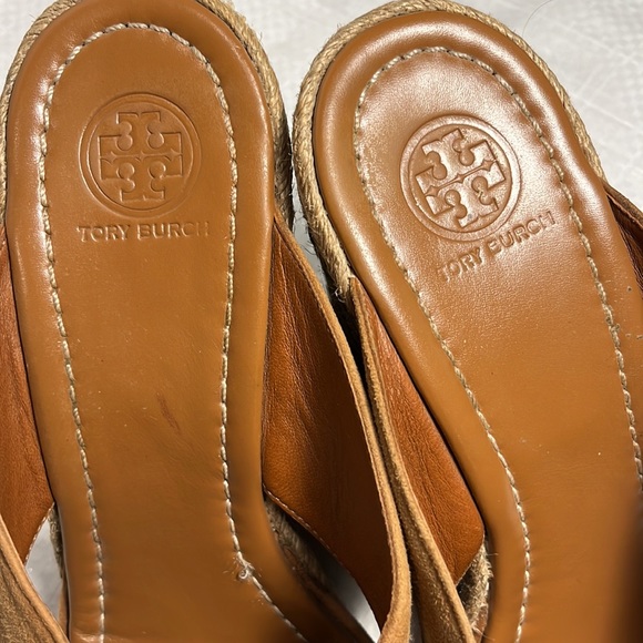 Tory Burch Kristen Wedges Gold Logo Tan leather - Picture 8 of 10